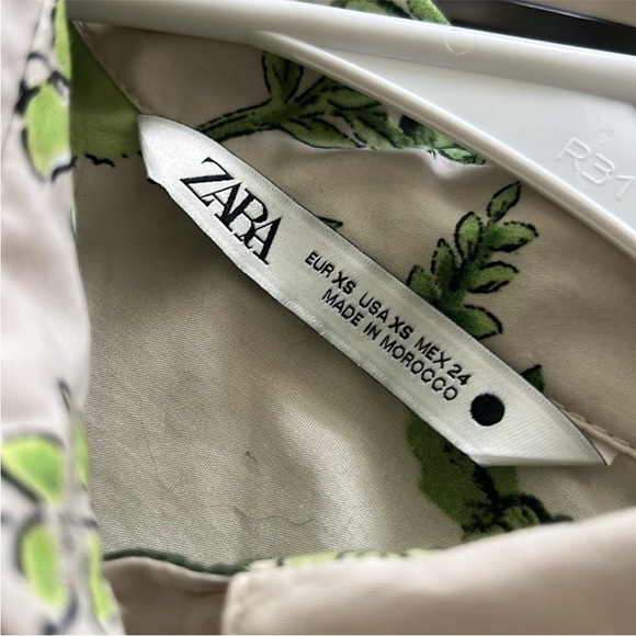 Zara Green and White Pleated Maxi Dress - Picture 5 of 6